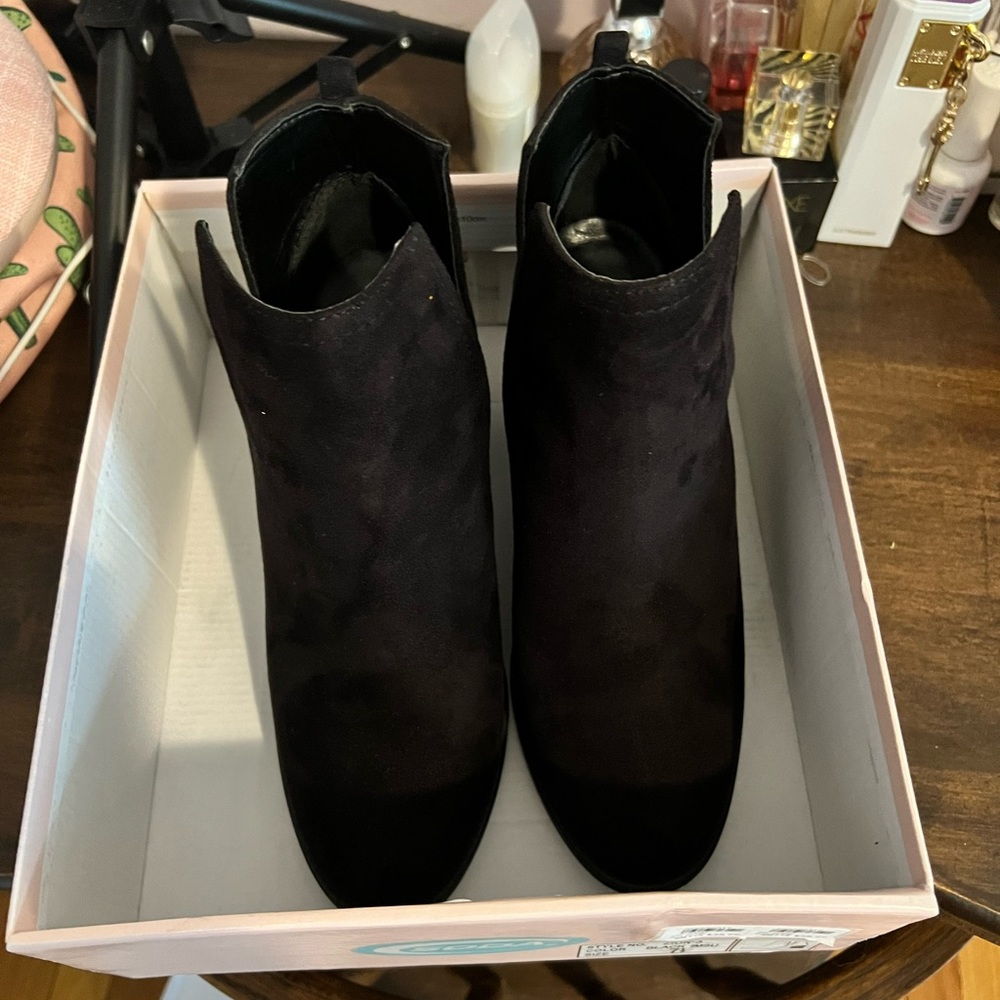 Black cutout booties